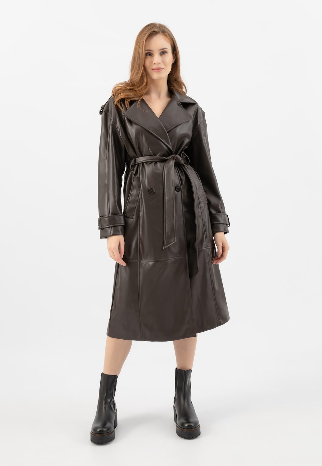 Čierne kožené chelsea čižmy na masívnom podpätku 55272-51 Widok 9