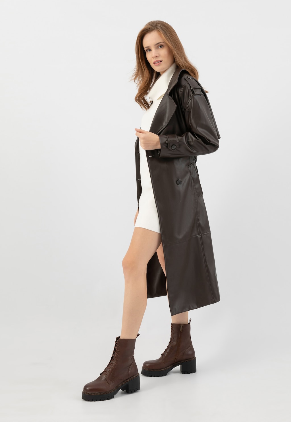 Dámské hnědé kožené kotníkové boty na stabilním podpatku 64124-52 Widok 1