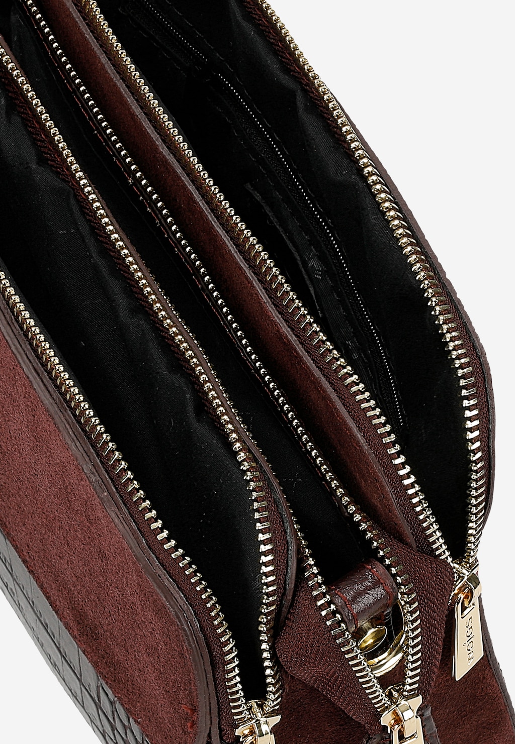 Bordowa torebka Wojas model 80290-75 z tłoczonej skóry i zamszowej wstawki, z widocznymi przegrodami wewnętrznymi i metalowymi zamkami błyskawicznymi, ukazana z góry.