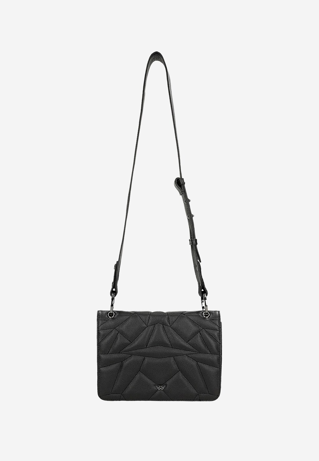 Czarna pikowana torebka damska Wojas model 80413-51 z geometrycznym wzorem przeszyć, regulowanym paskiem na ramię i metalowymi okuciami, prezentowana z przodu.