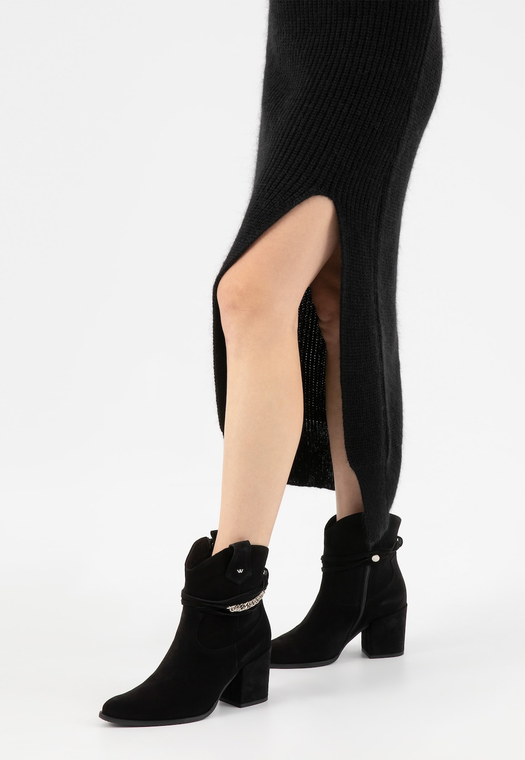 Čierne kovbojky na podpätku so striebornou reťazou 55200-61 Widok 8