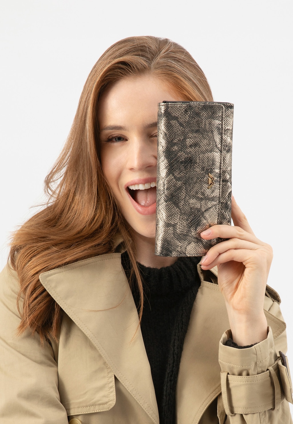 Veľká čierno-zlatá dámska peňaženka so zvieracím vzorom 91096-68 Widok 1