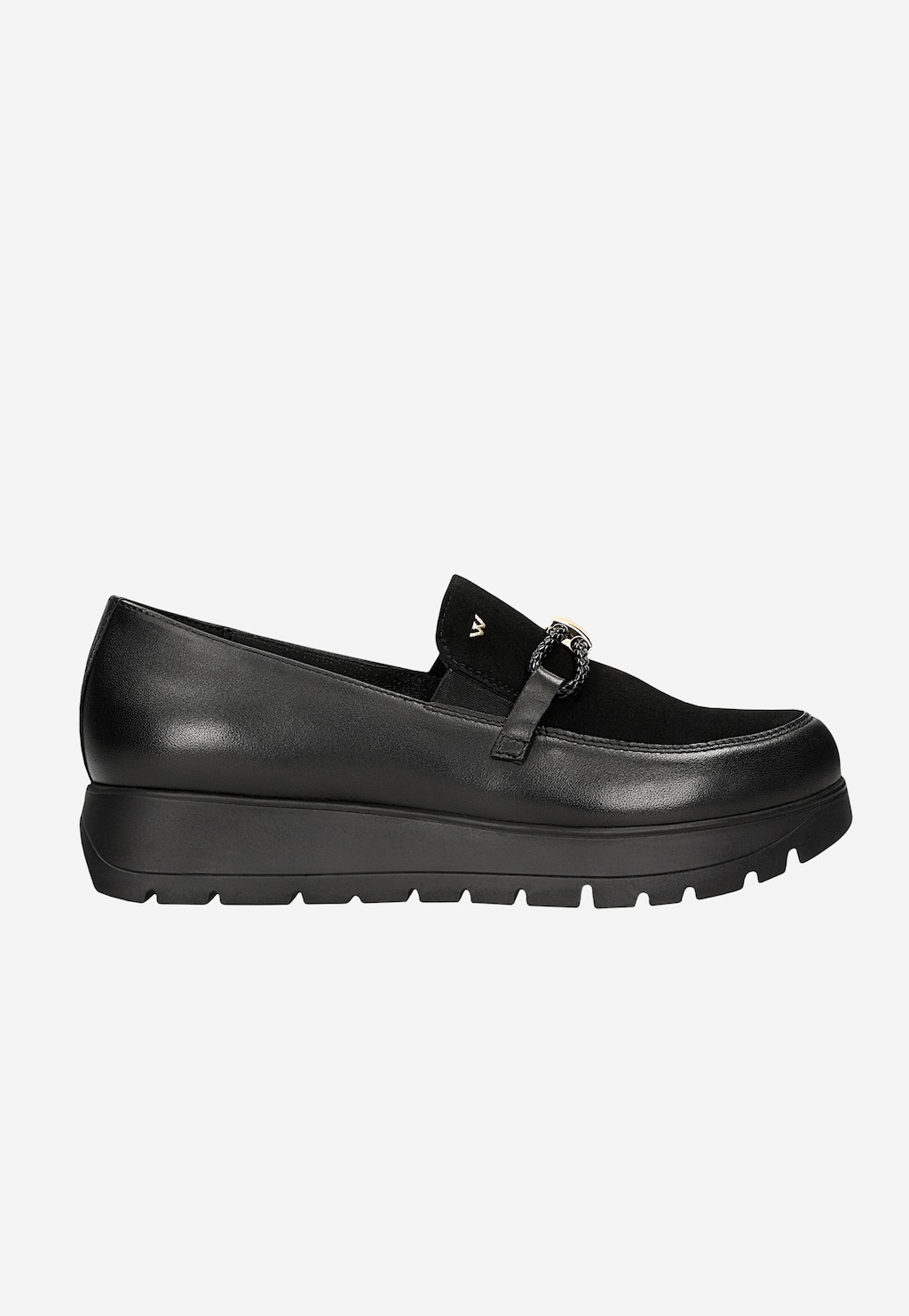 Czarne półbuty damskie Wojas 46304-71 z łączonych skór - elegancki model z ozdobną klamrą, wygodną platformą i profilowaną podeszwą, widok z boku.
