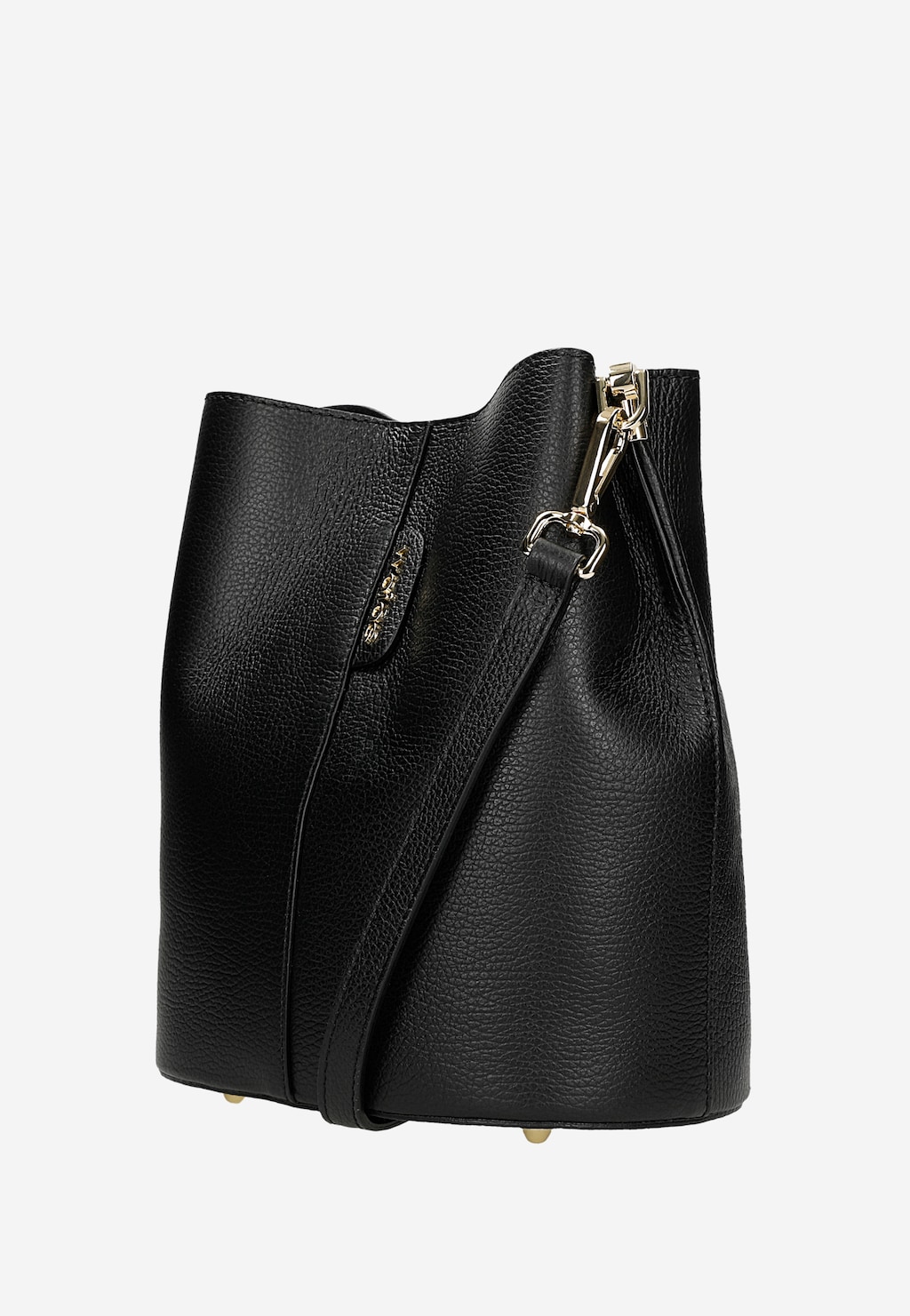Elegancka czarna skórzana torebka damska Wojas model 80434-51 w stylu bucket bag z widoczną fakturą skóry, złotymi okuciami i odpinanym paskiem na ramię.