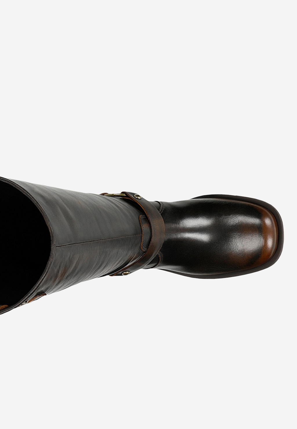 Brązowy kozak damski Wojas model 71058-92 w stylu biker z widocznymi klamrami i efektem przetarcia skóry, ukazany z góry, z charakterystycznym kwadratowym noskiem.