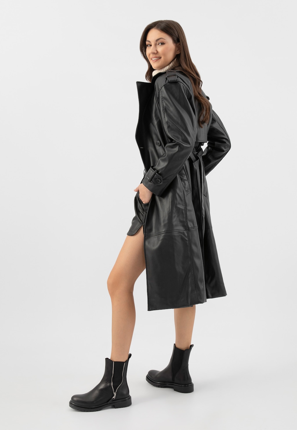 Černé dámské chelsea boty s ozdobným zipem 55277-51 Widok 1