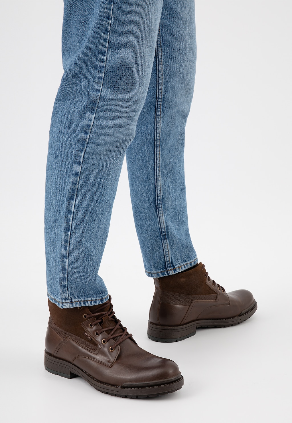 Pánské kotníkové boty z hladké hnědé kůže a veluru 24033-72 Widok 8