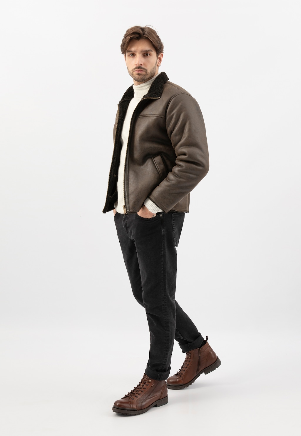 Hnědé pánské šněrovací boty z hladké kůže 24111-52 Widok 8