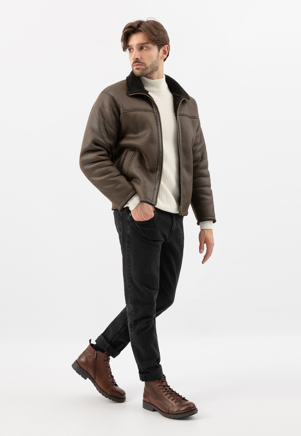 Hnědé pánské šněrovací boty z hladké kůže 24111-52 Widok 1