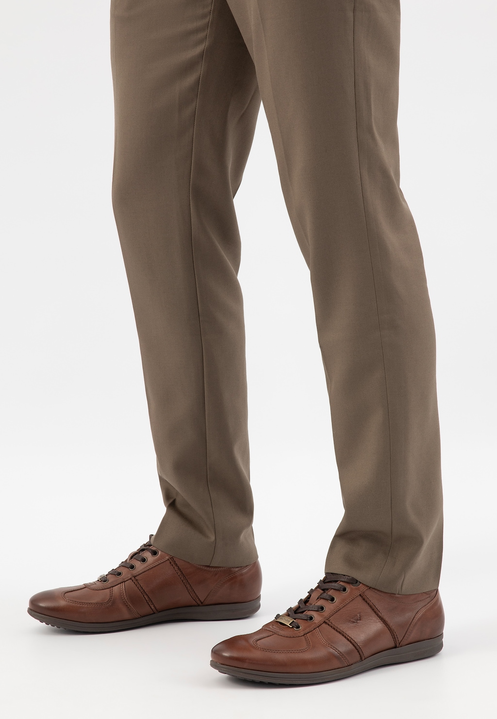 Štýlové hnedé pánske poltopánky z hladkej lícovej kože 8087-52 Widok 7