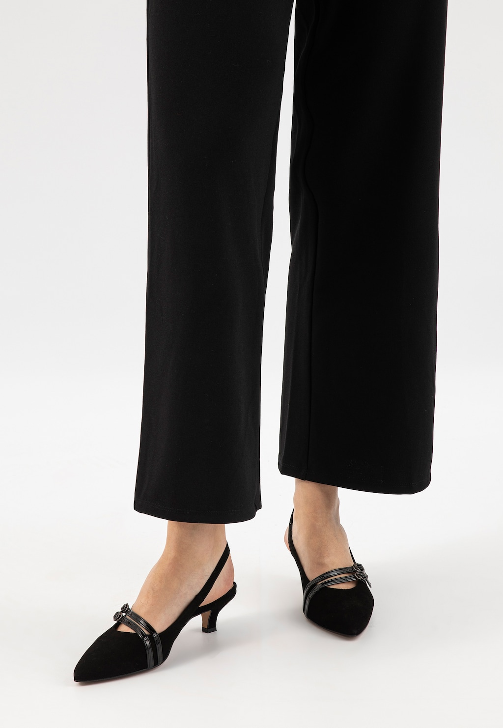 Čierne semišové lodičky s lakovanými ozdobnými remienkami 35160-71 Widok 8