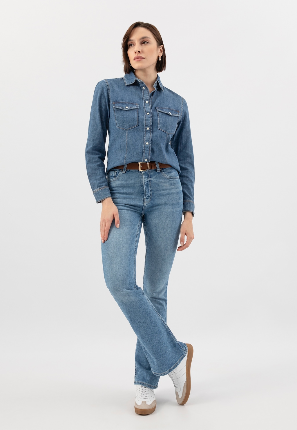 Bílo-šedé dámské tenisky na ploché hnědé podrážce 46307-79 Widok 1