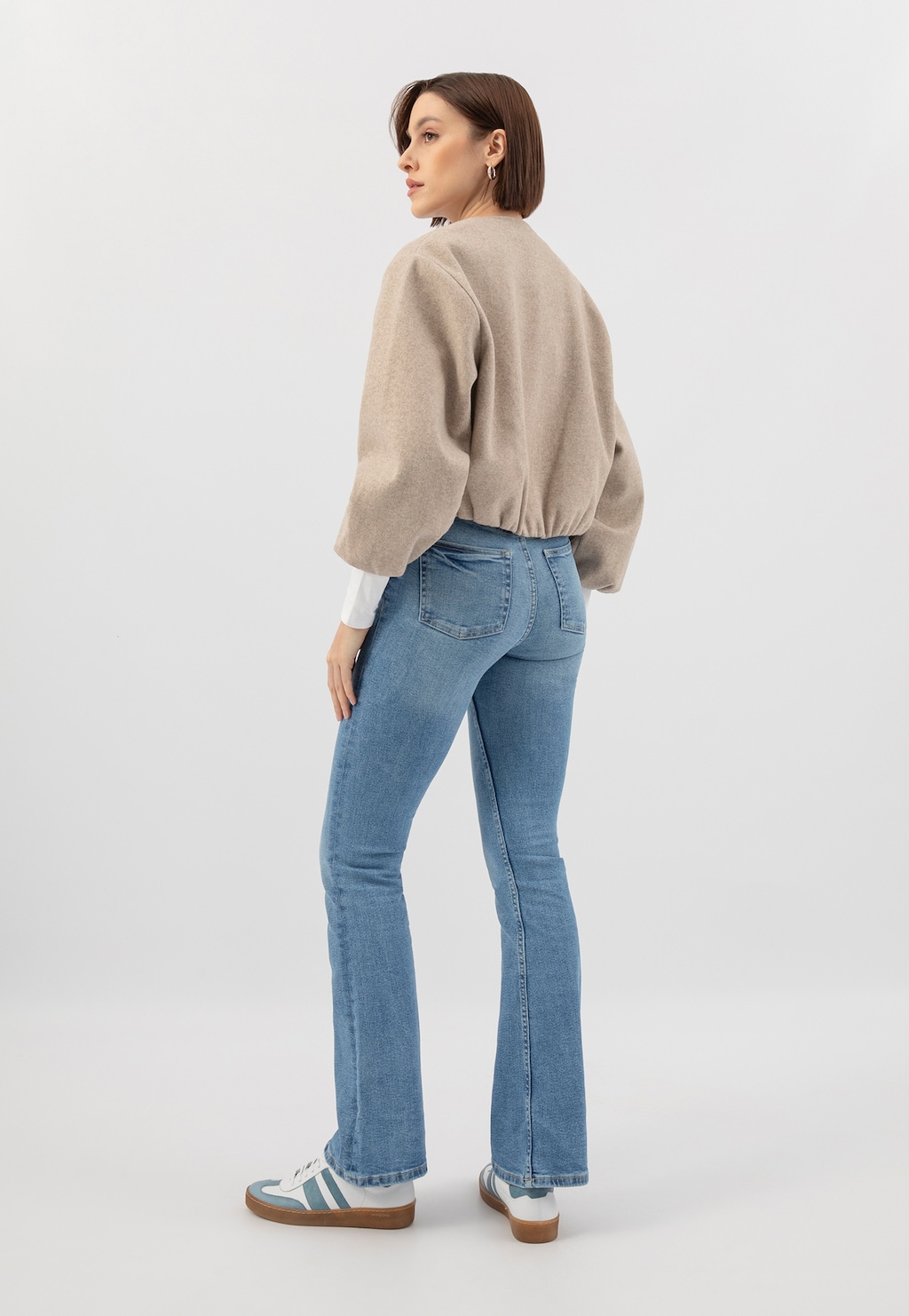 Bielo-modré kožené tenisky pre ženy na hnedej podrážke 46307-56 Widok 9