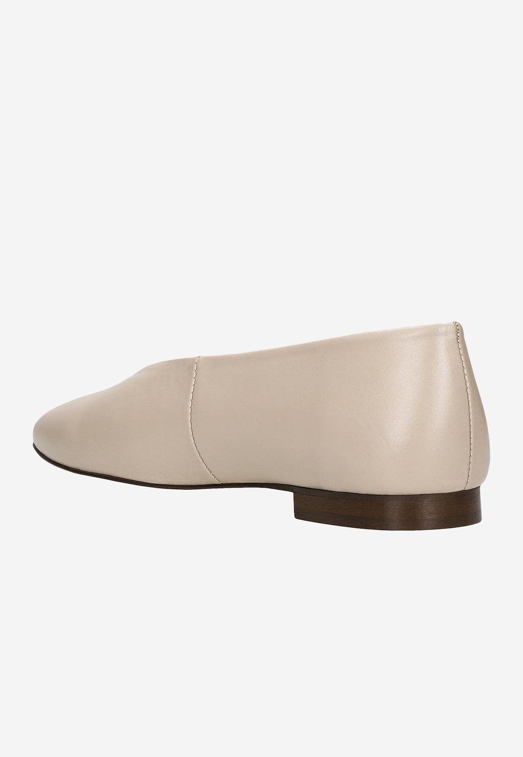 Beżowe baleriny Wojas model 44030-54 z gładkiej skóry licowej, widok z boku ukazujący elegancki profil, niski drewniany obcas i delikatne przeszycia.