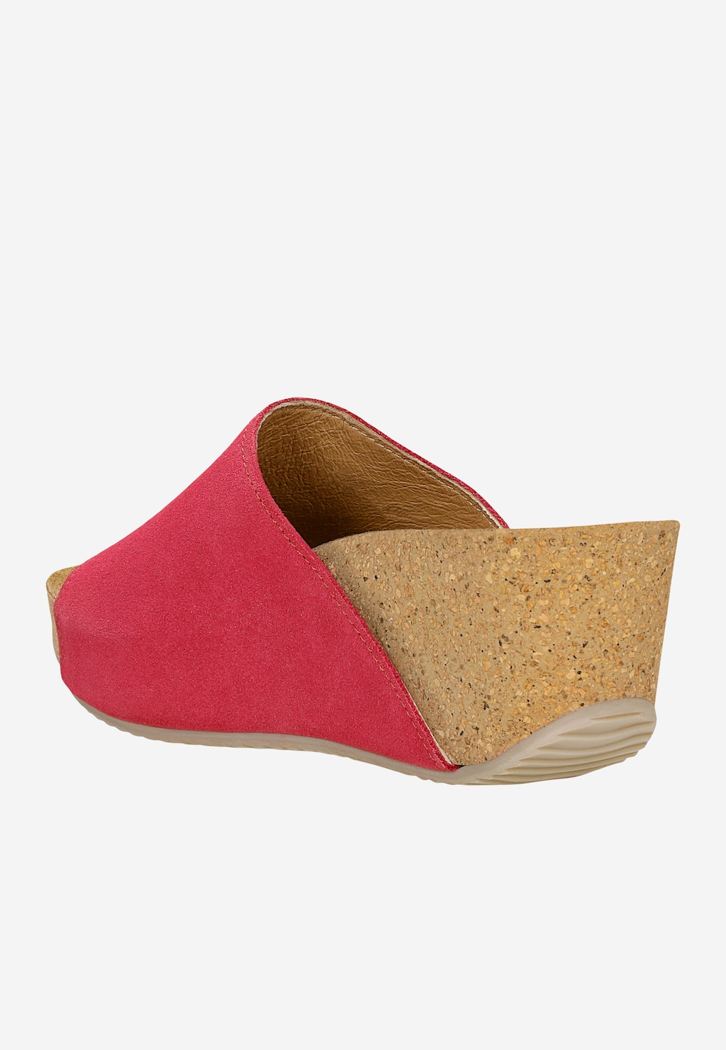 Różowe klapki damskie Wojas model 74021-65 z zamszową cholewką i korkową koturną. Widok z boku pokazuje charakterystyczną bryłę buta z wygodną podeszwą.