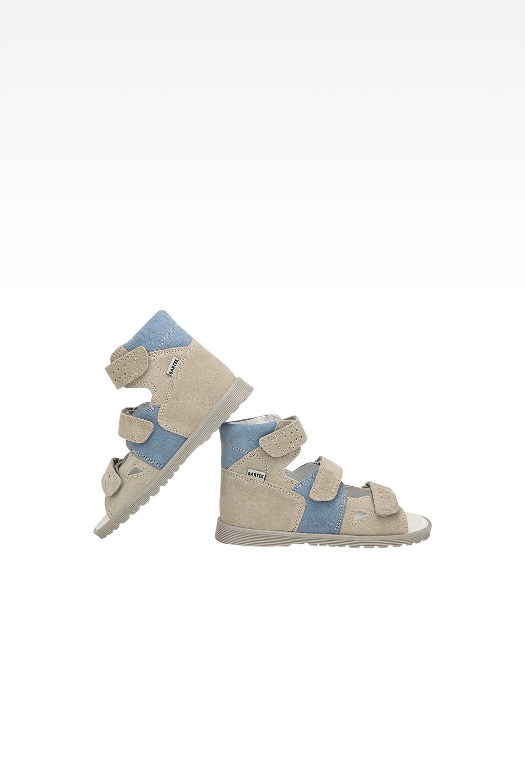 Obuwie profilaktyczne Bartek 86804-020 dla chłopców - szaro-niebieskie sandały ortopedyczne z wysokim zapiętkiem i zapięciami na rzepy, widok z boku.