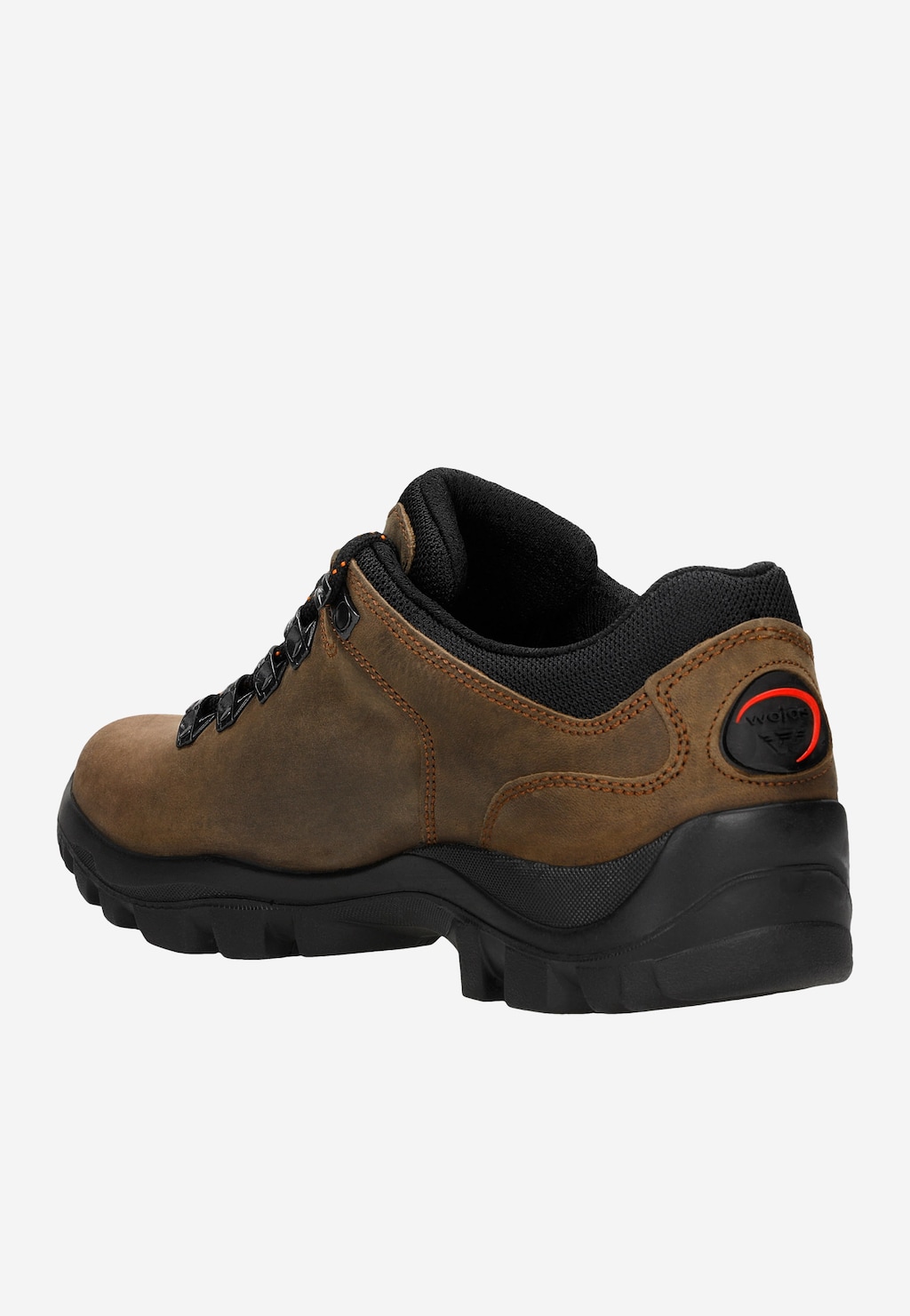 Brązowy męski półbut trekkingowy Wojas 9377-92 z widoku z boku, z charakterystycznym czarnym wykończeniem, wyraźną podeszwą i czerwonym logo marki na pięcie.