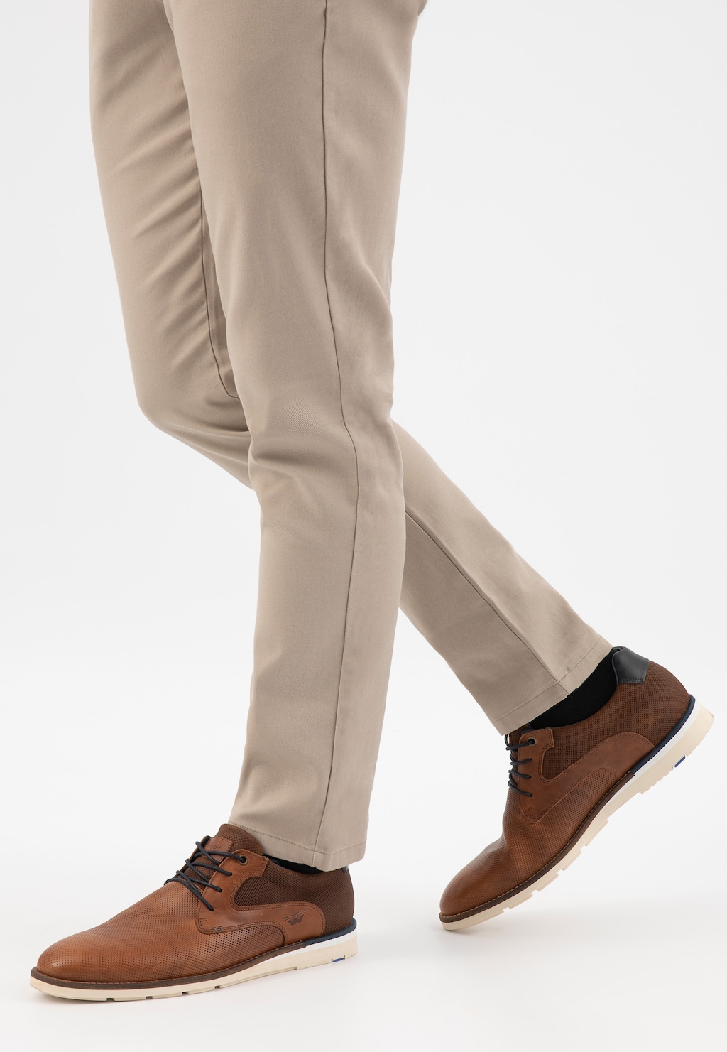 Hnedé pánske poltopánky s modrými detailami  10211-72 Widok 7