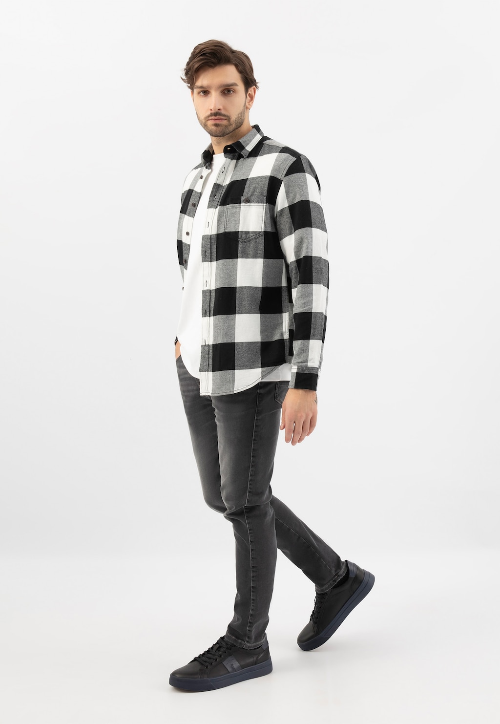 Čierno modré pánske tenisky na plochej podrážke  10228-51 Widok 1