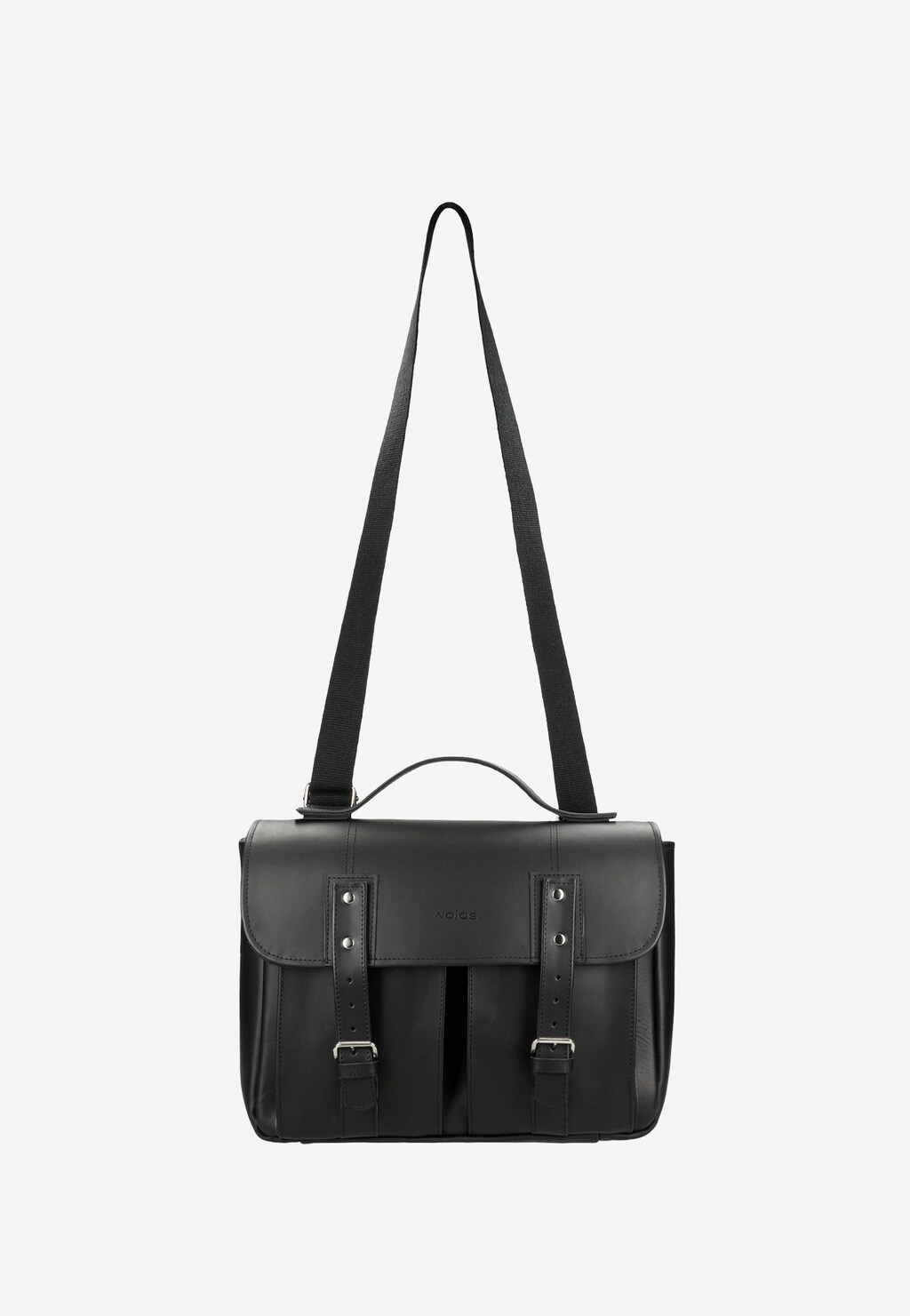 Czarna skórzana torba-plecak Wojas model 80399-51 z długim paskiem na ramię, uchwytem i klapą zapinaną na klamry. Elegancki design 2w1 umożliwiający noszenie jako torebkę lub plecak.