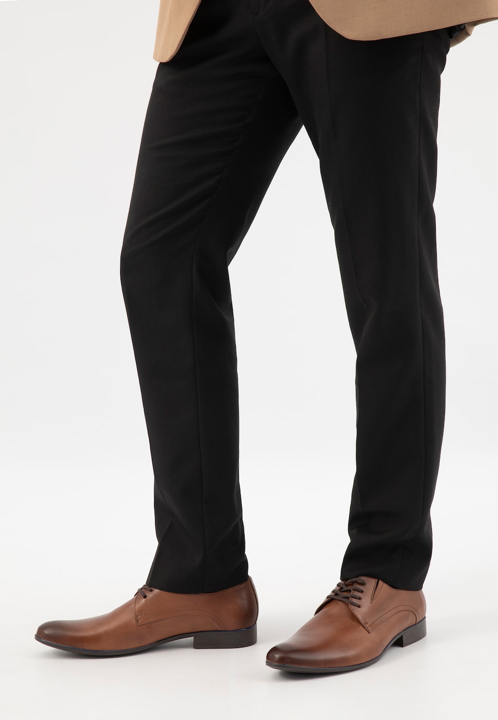 Brązowe eleganckie półbuty męskie 9037-52 Widok 7