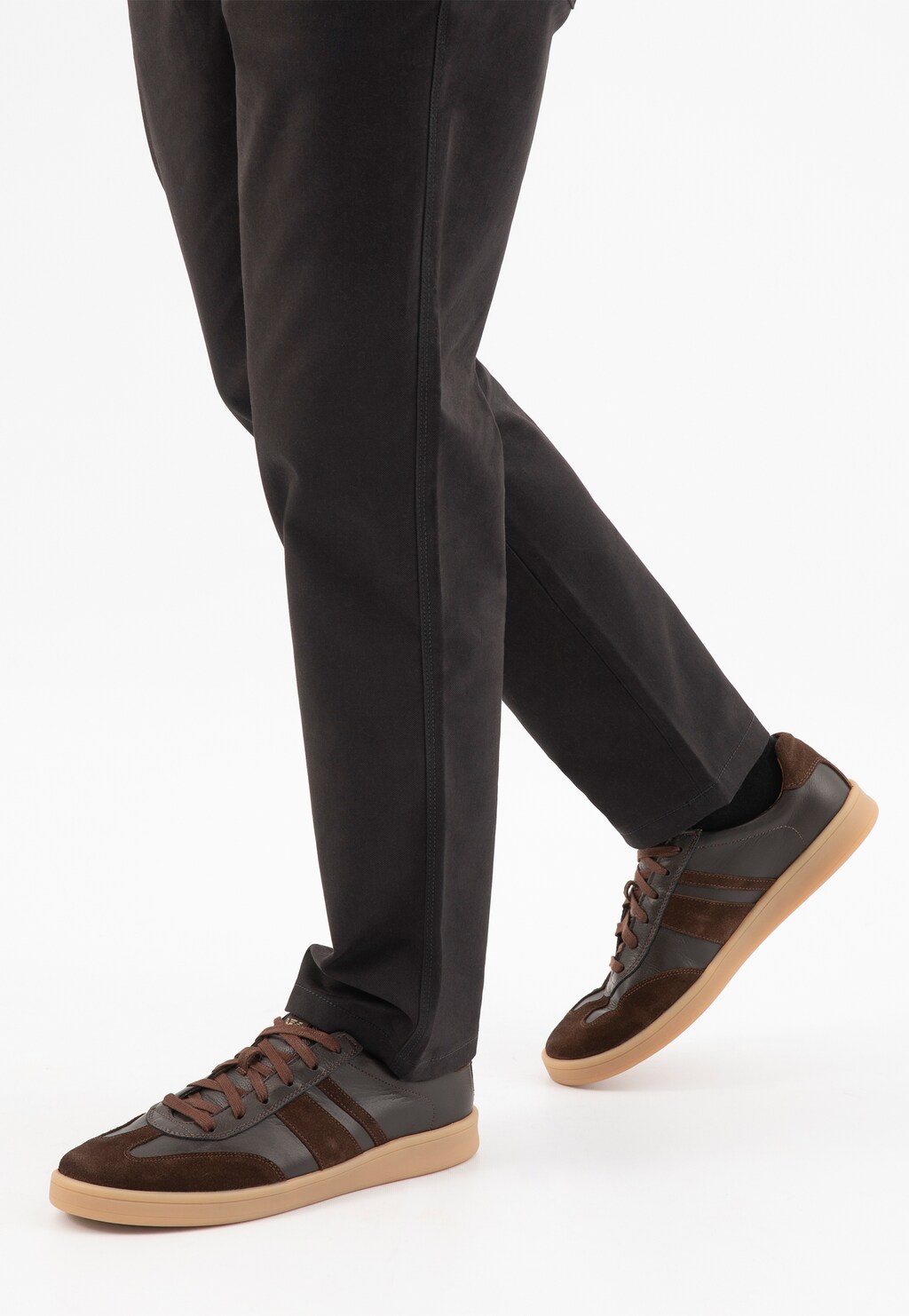 Tmavě hnědé pánské tenisky z kombinované kůže 10234-72 Widok 7