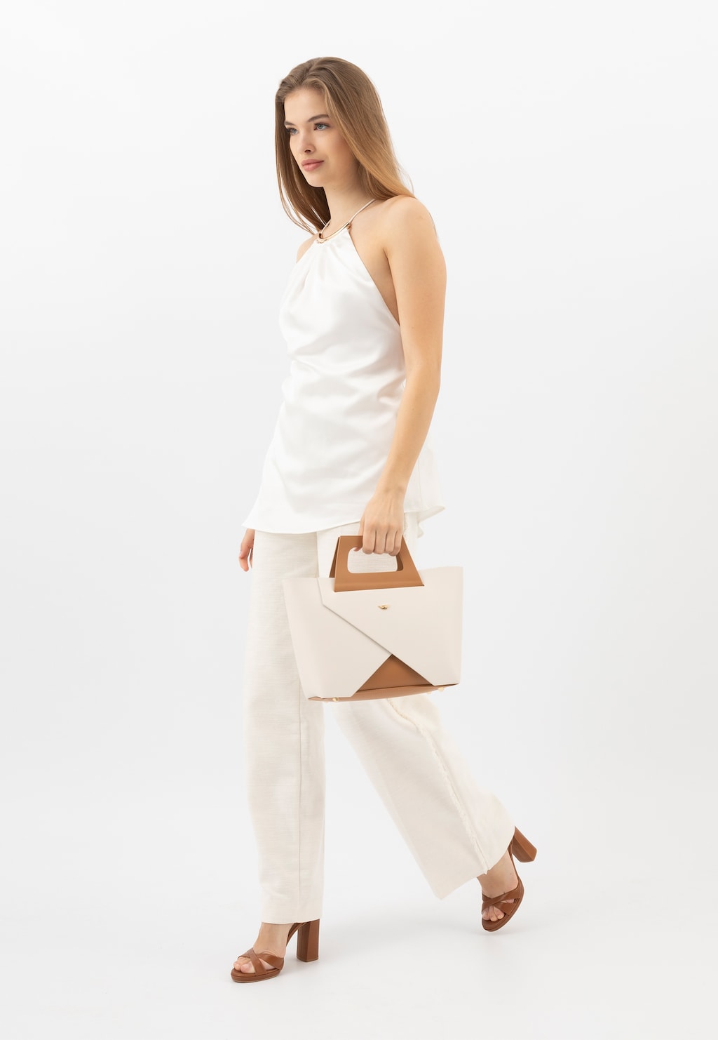 Duży skórzany kuferek damski beżowo-brązowy 80128-54 Widok 9