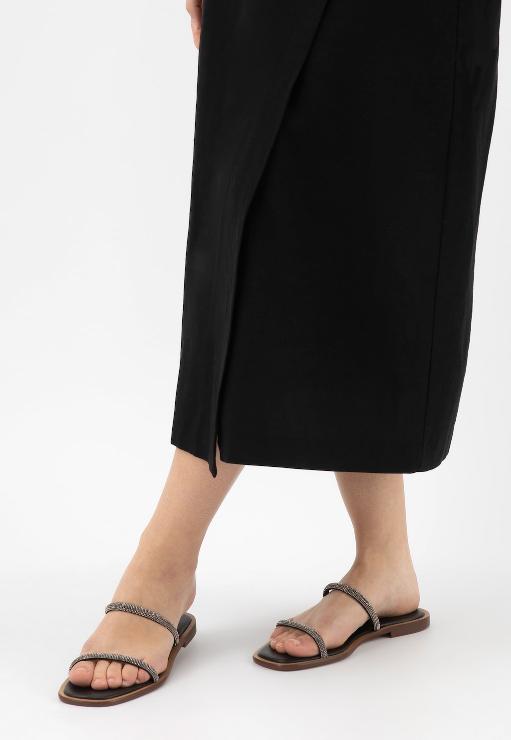 Czarne płaskie klapki zdobione kryształkami 74130-11 Widok 7