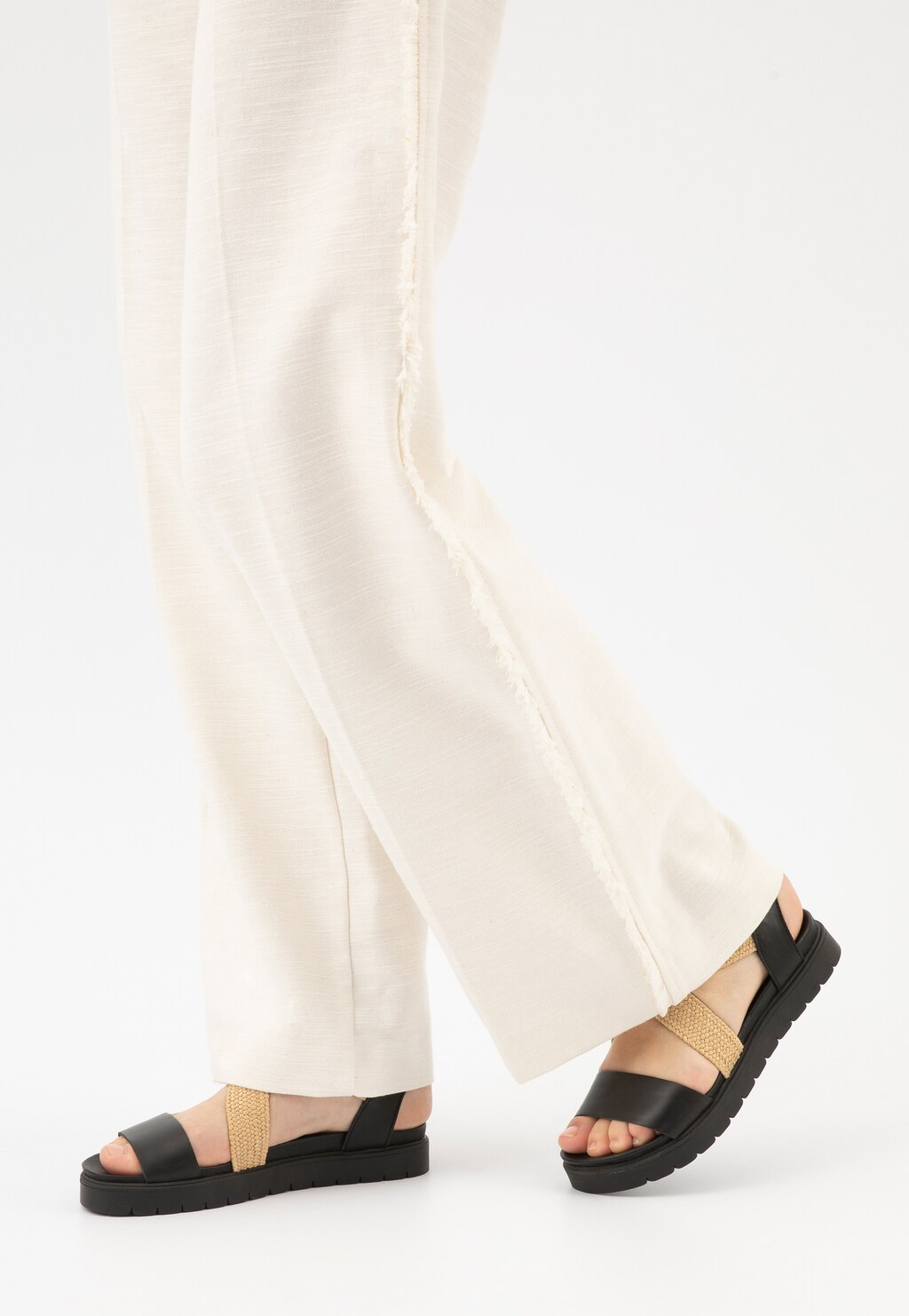 Černé masivní sandály s elastickým látkový páskem 76238-81 Widok 9