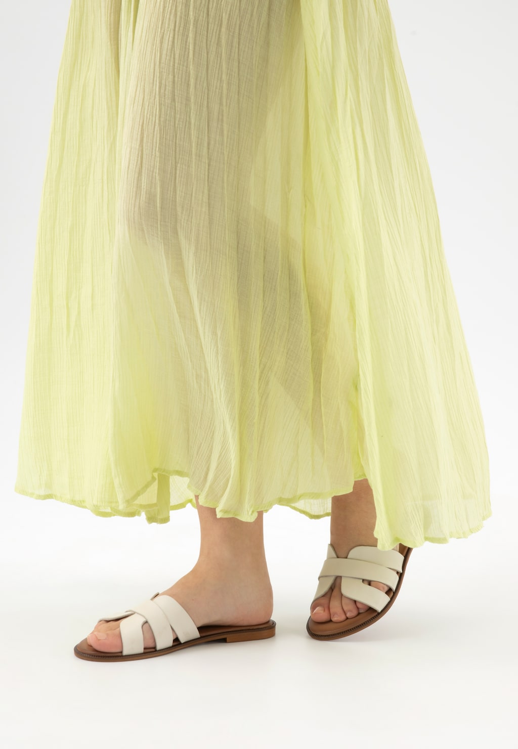 Béžové dámské pantofle z lícové kůže 74141-54 Widok 7