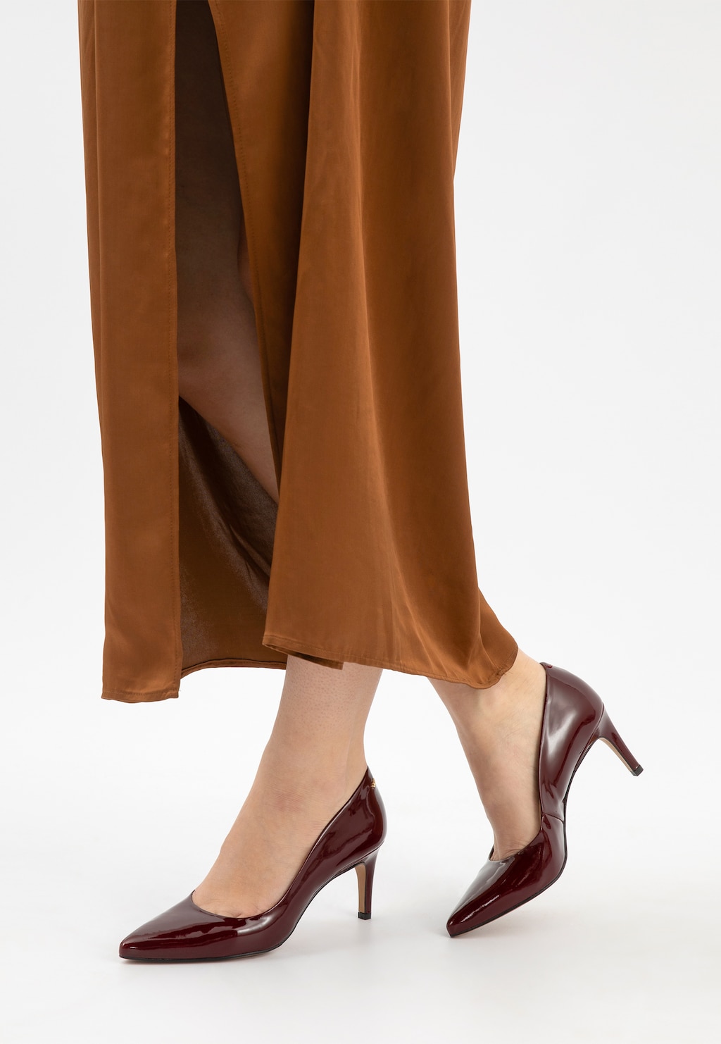 Bordové dámske lodičky z lakovanej kože 35041-35 Widok 9