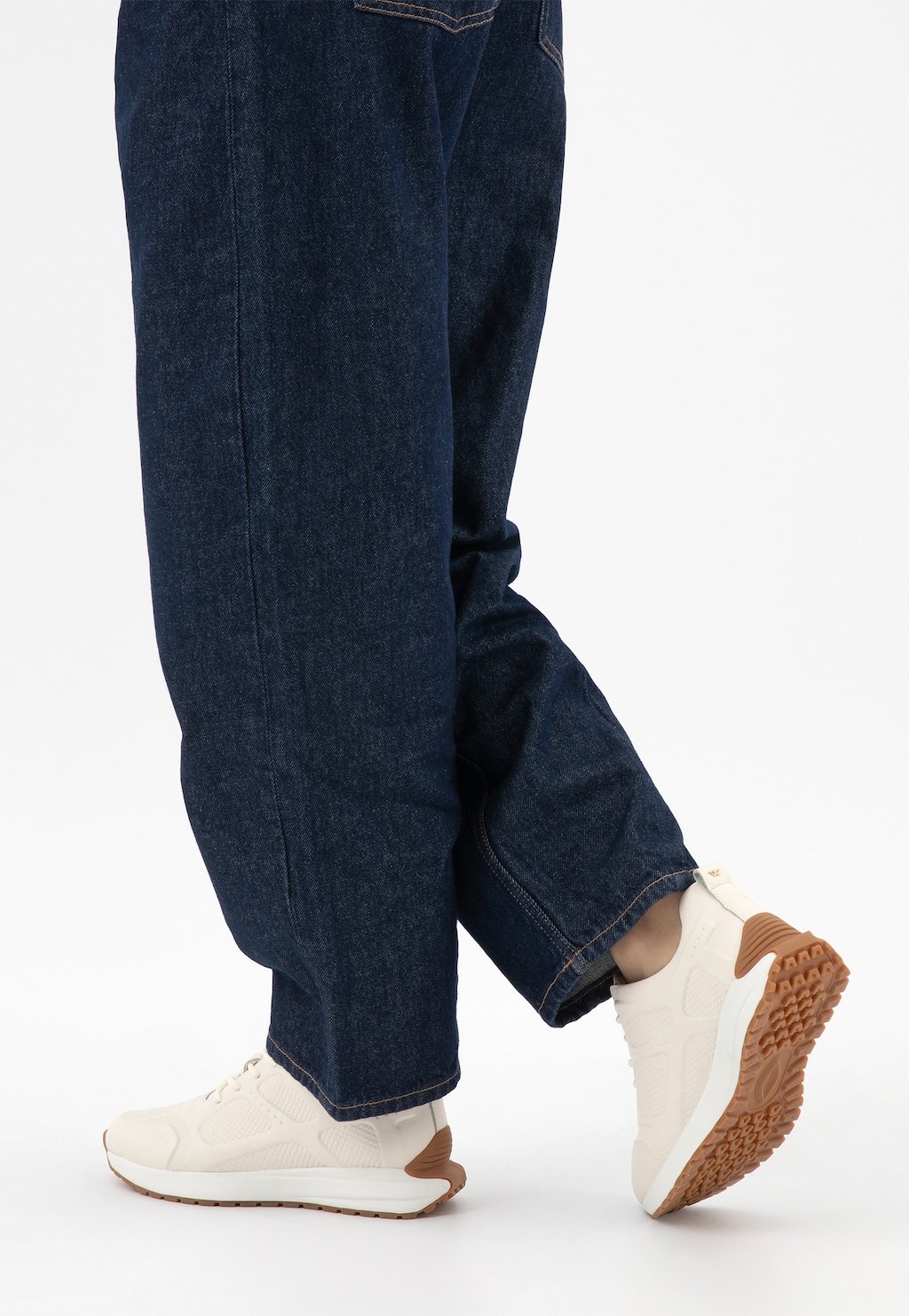 Béžové dámské tenisky s ozdobnými reliéfy 46329-54 Widok 9