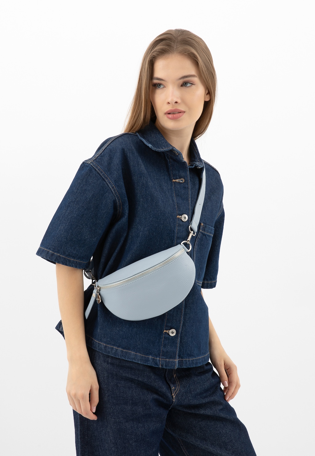 Světle modrá ledvinka 80099-56 Widok 1