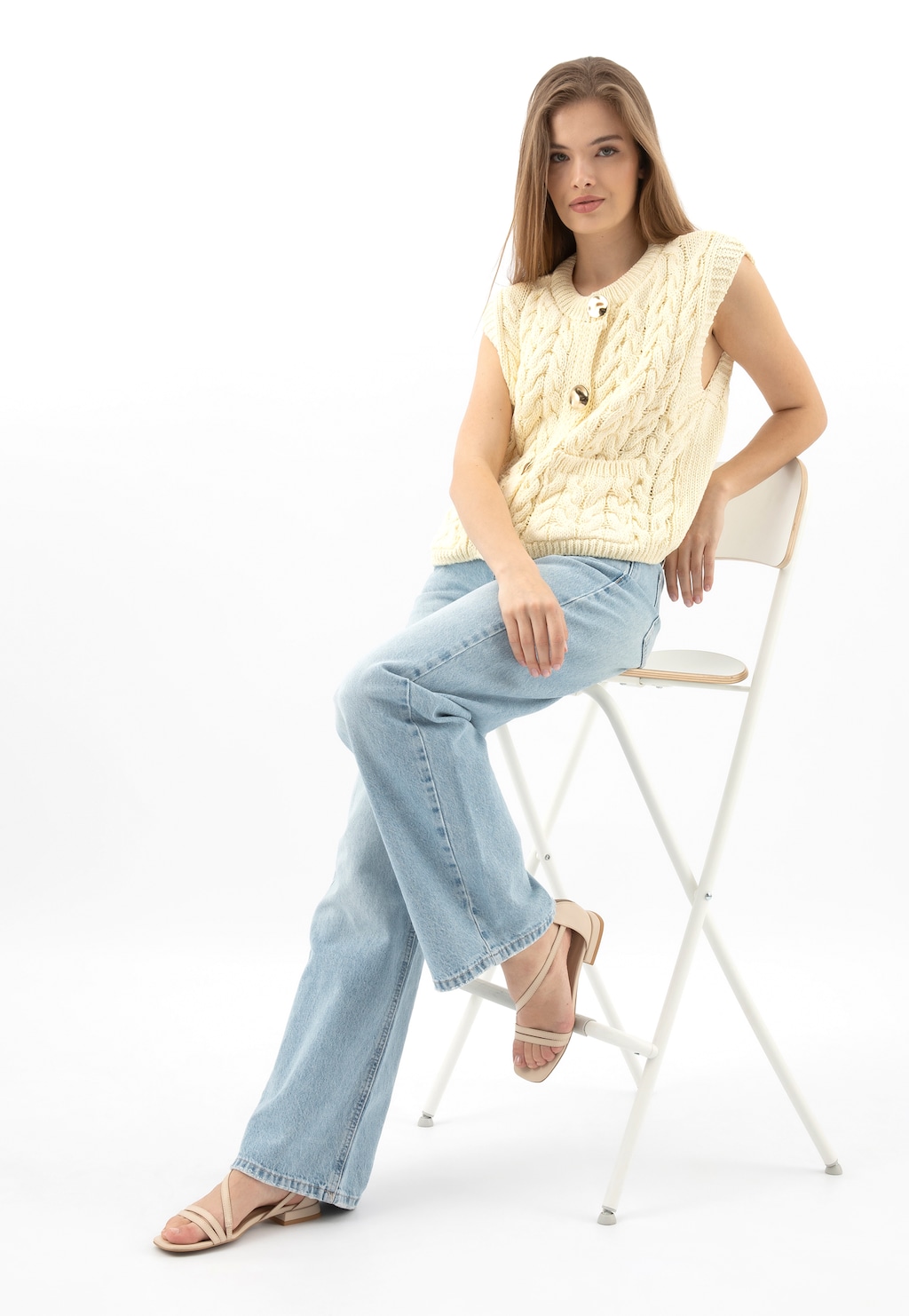 Béžové dámské kožené sandály na nízkém podpatku 76222-54 Widok 10