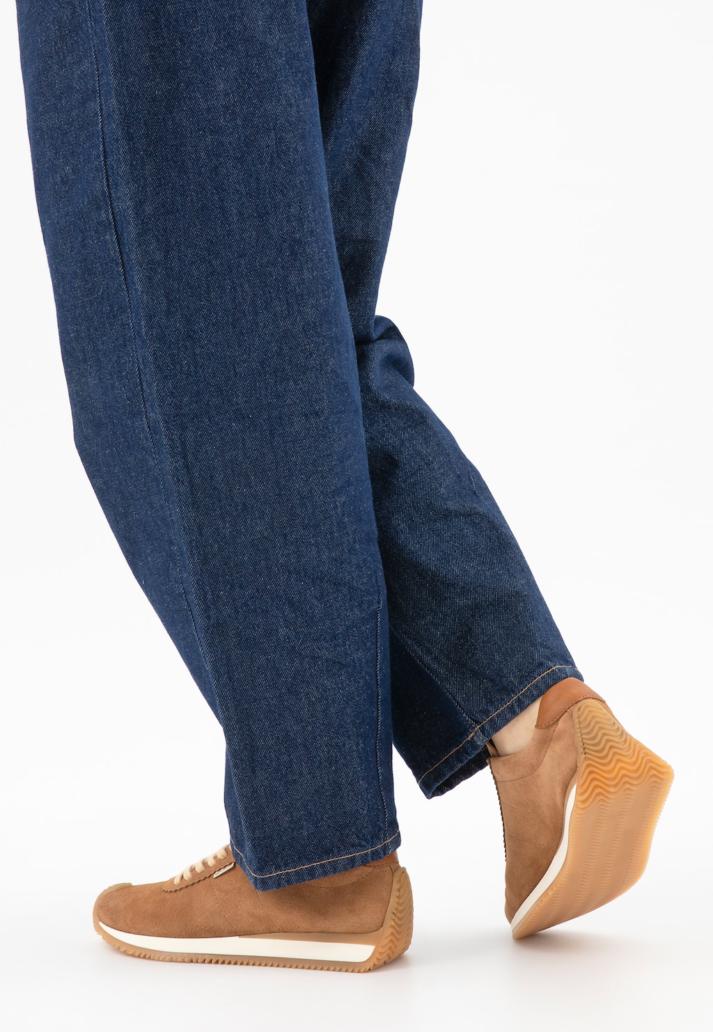 Béžové tenisky z velúrovej useň 46368-74 Widok 7