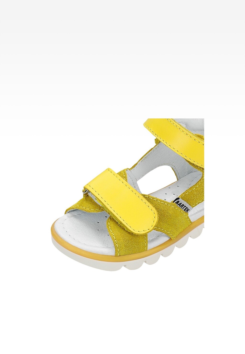 Žluté dívčí sandály BARTEK 11227017 s lesklou palmou Widok 7