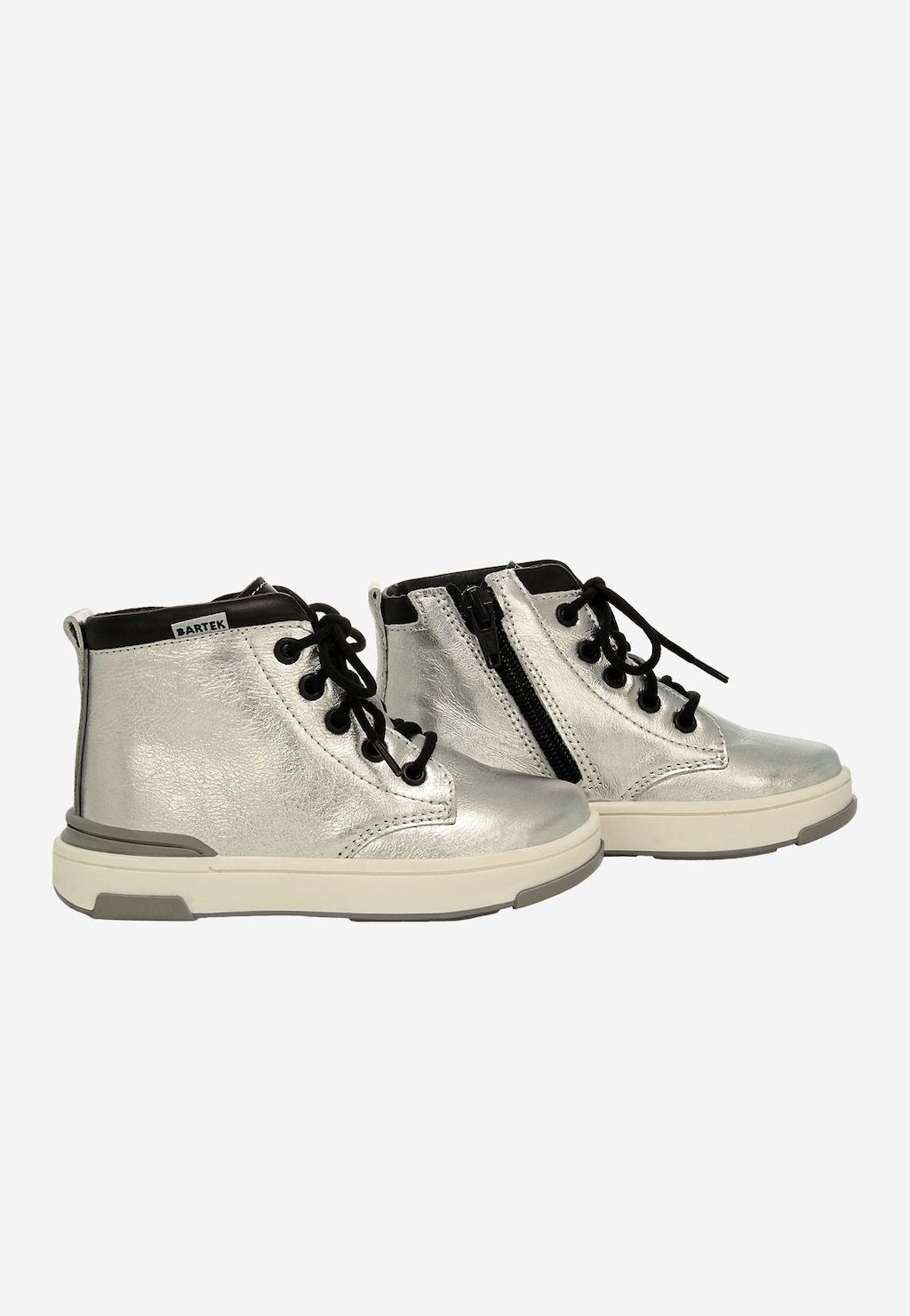 Stříbrno-černé tenisky BARTEK 1112103 Widok 8