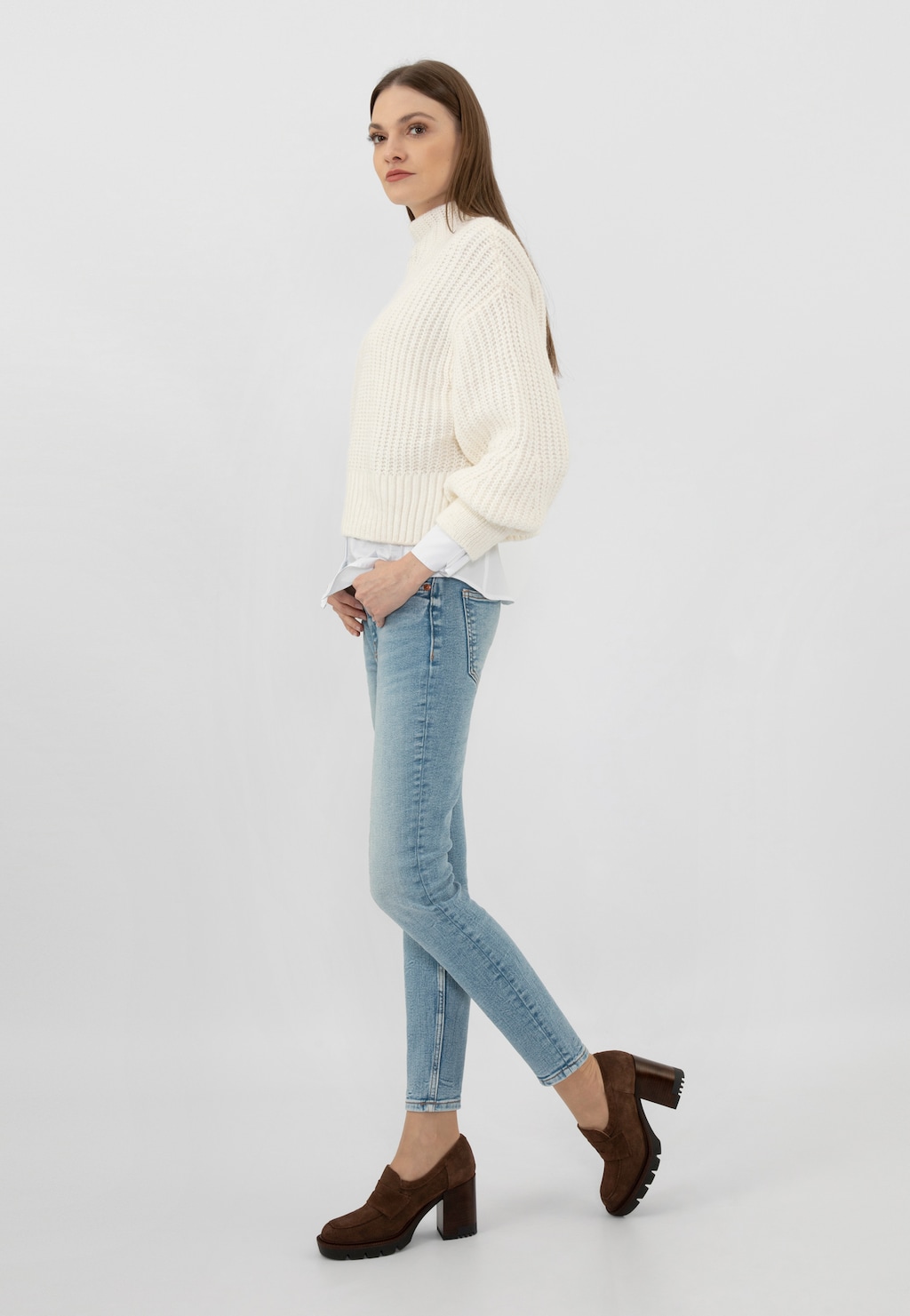 Brązowe mokasyny penny loafers na słupku 46239-62 Widok 7