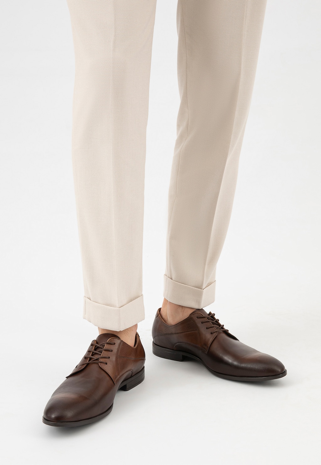 Hnědé pánské společenské polobotky z hladké kůže 10163-52 Widok 8