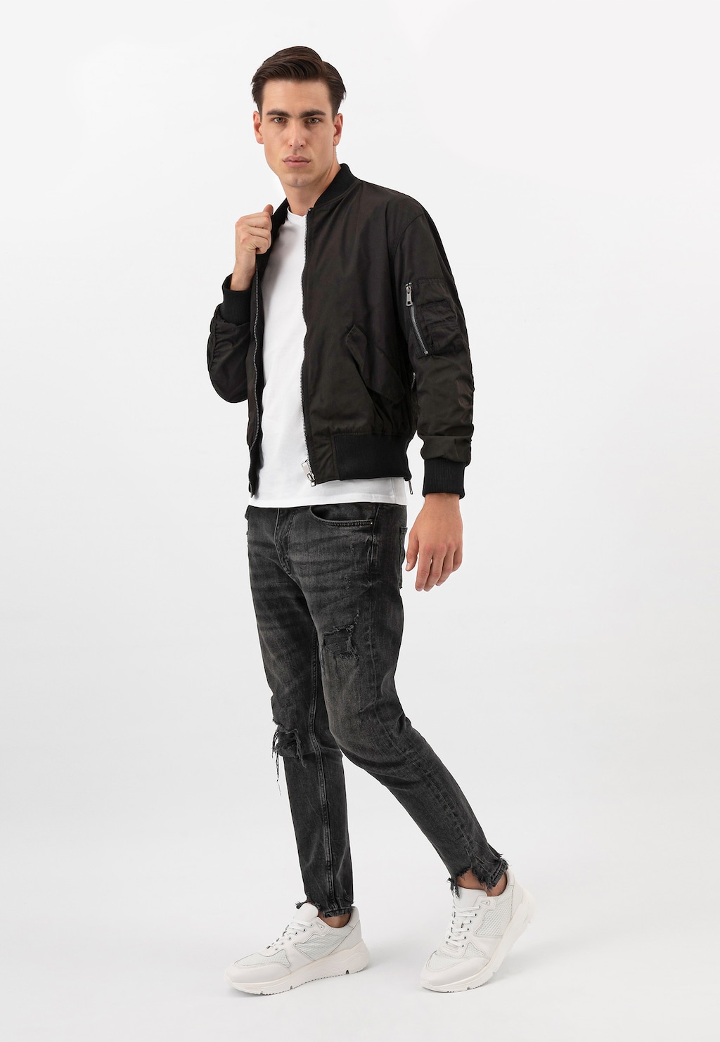 Bílé tenisky z kombinovaných materiálů 46042-49 Widok 1