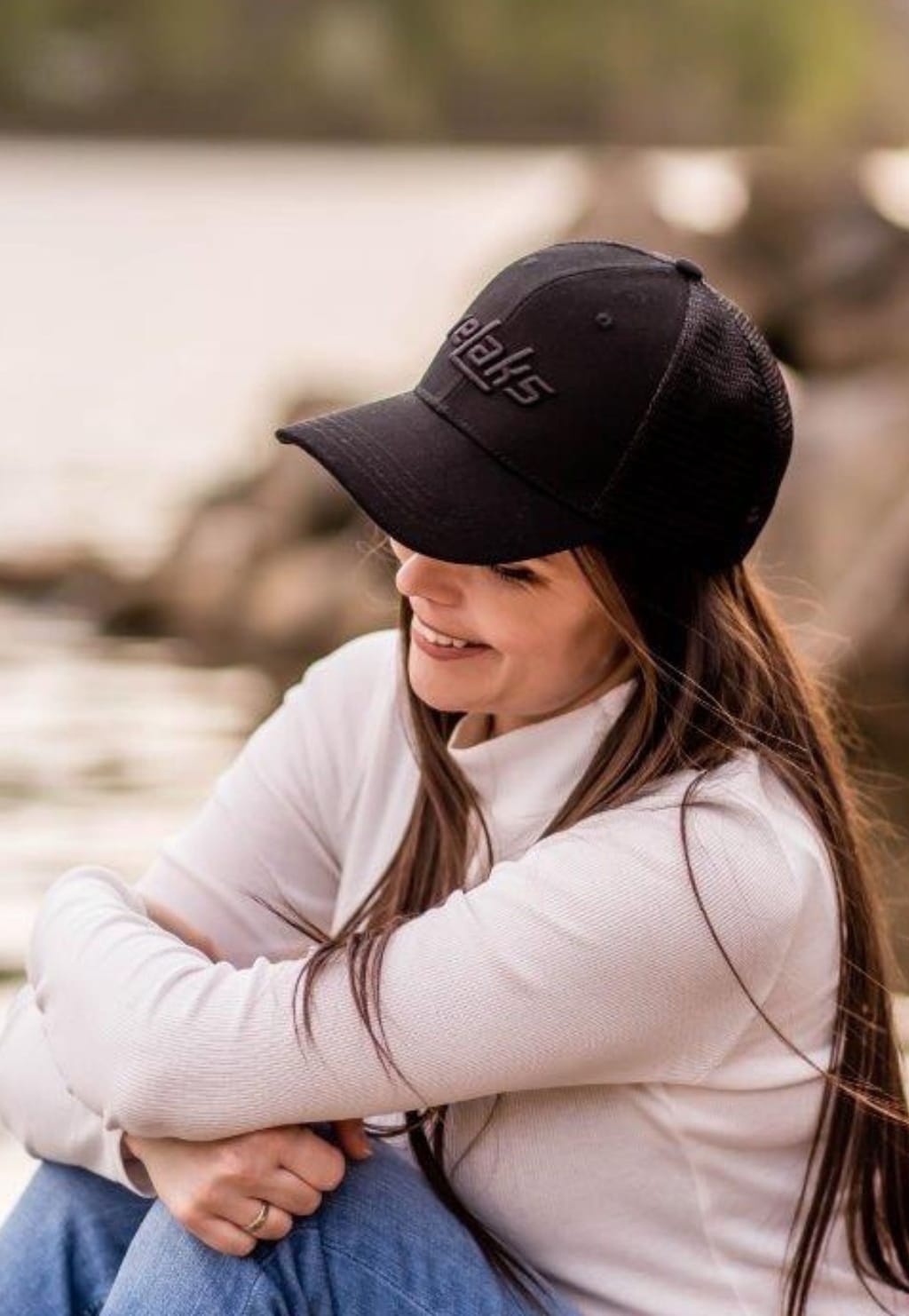 RELAKS czarna czapka z daszkiem z siatką R96034-41 Widok 1