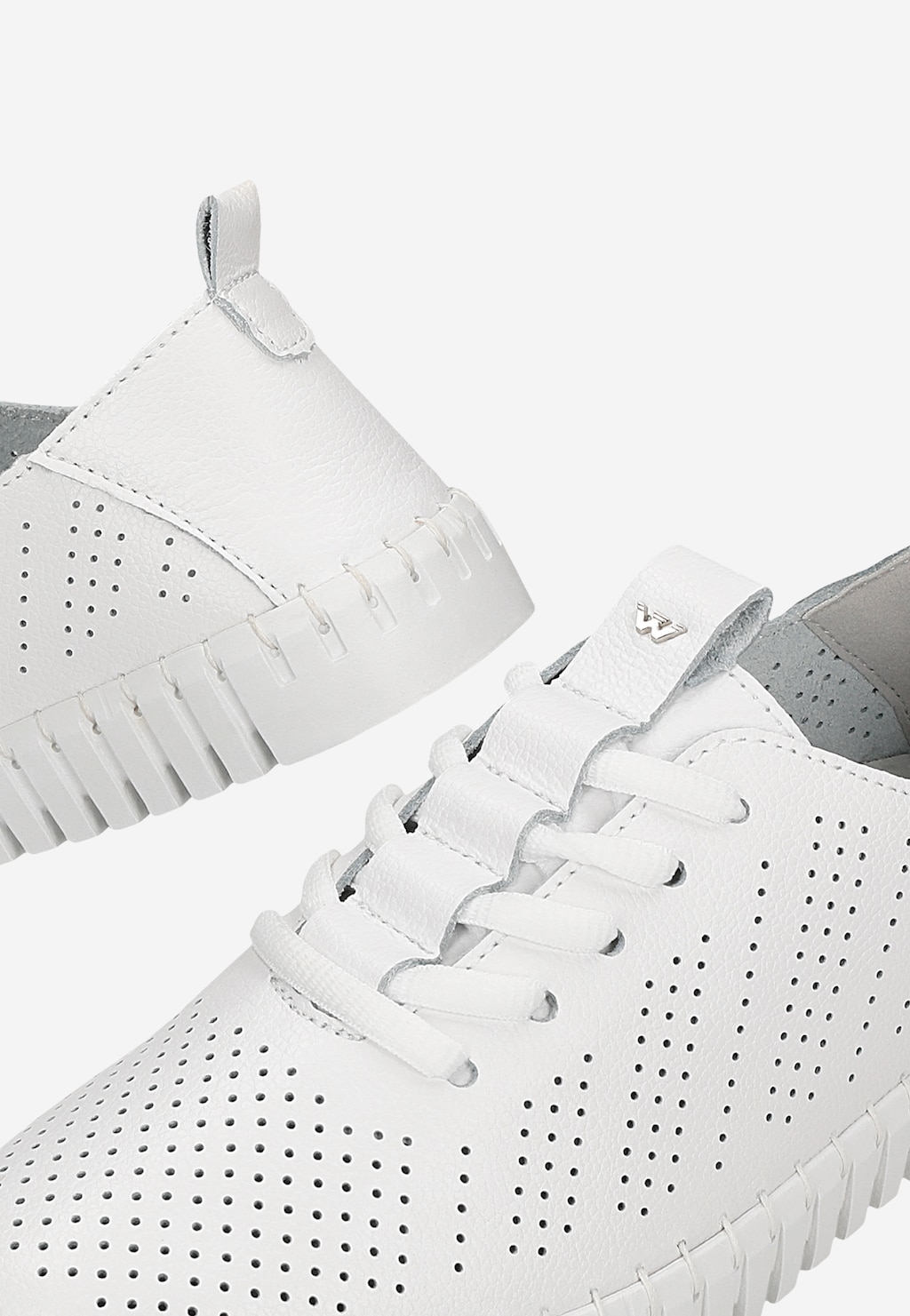 Biele dámske tenisky z perforovanej lícnej kože 46267-50 Widok 7