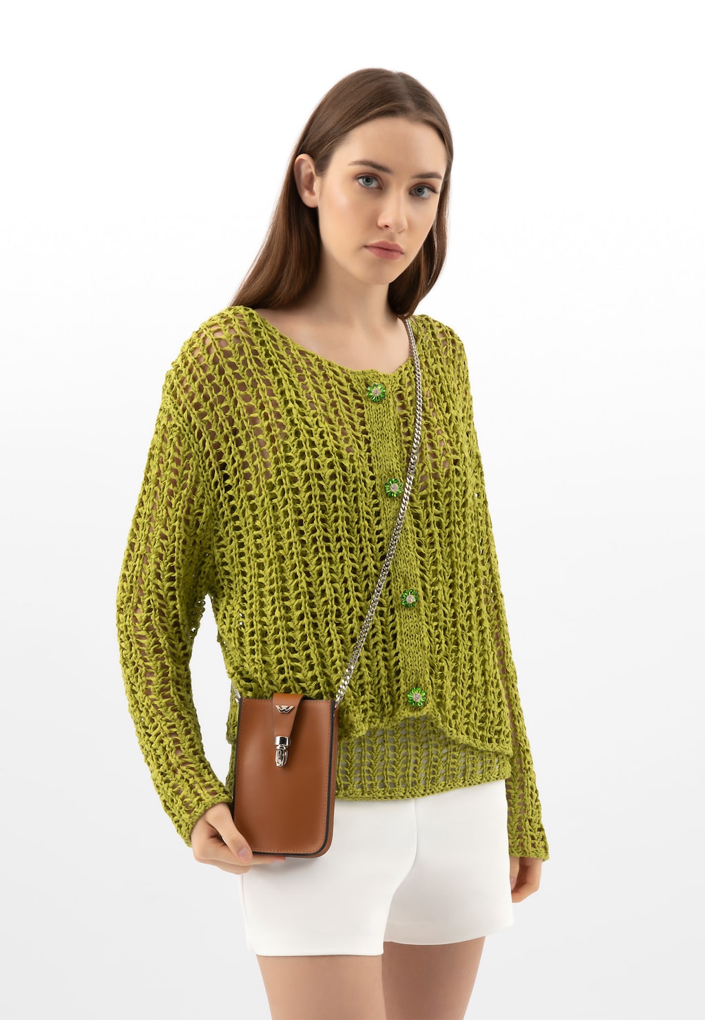 Jasnobrązowa skórzana torebka na telefon ze srebrnym łańcuszkiem 80181-53 Widok 1