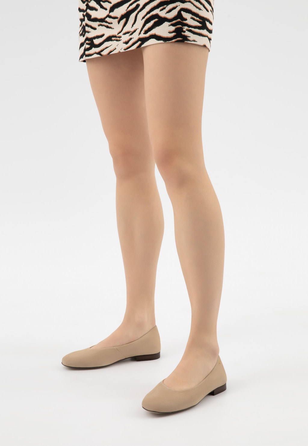 Béžové semišové balerínky dámské 44003-64 Widok 7