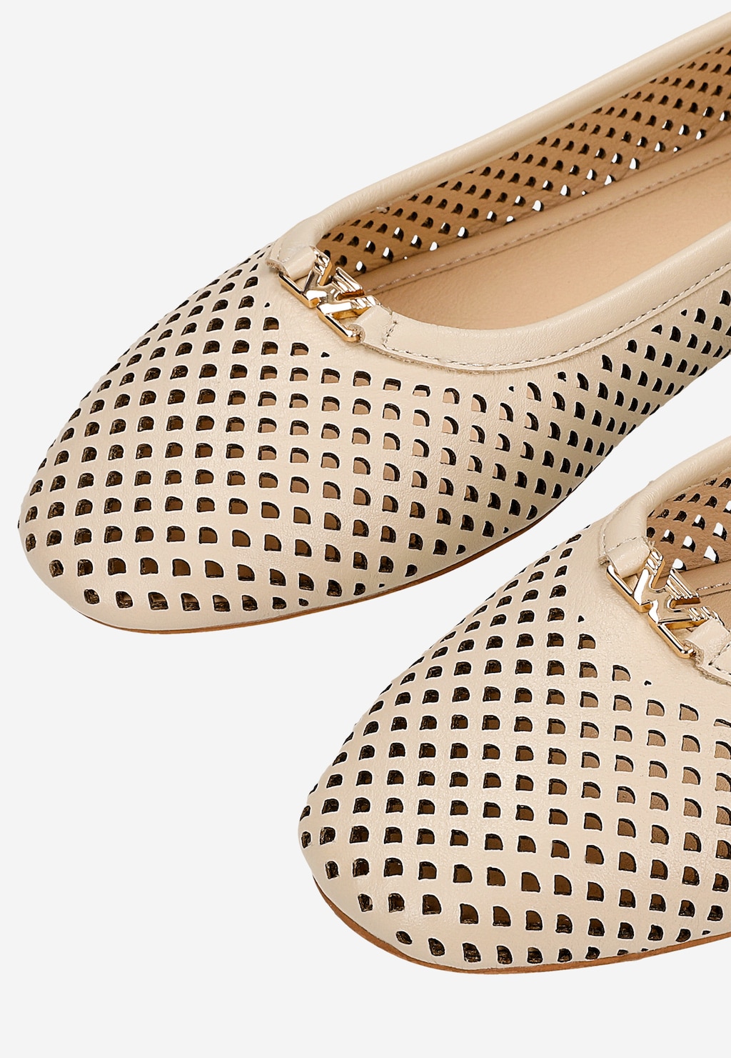Béžové kožené dámske balerínky s ažúrovaním 44056-54 Widok 7