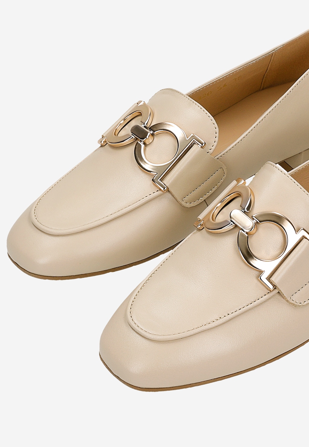 Beżowe półbuty ze skóry naturalnej na obcasie 46320-54 Widok 7