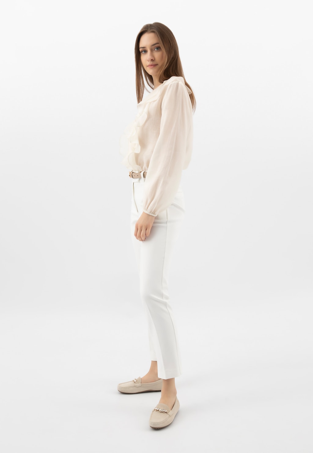 Béžové mokasíny s ozdobnou bižutériou 46328-64 Widok 10