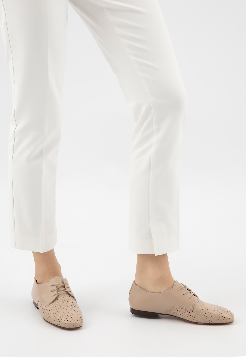 Béžové dámské polobotky se šněrováním z pravé kůže 46332-54 Widok 9