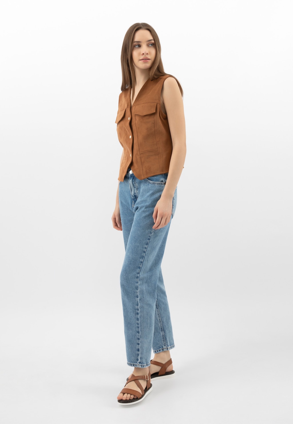 Hnedé kožené dámske sandále na plochej podrážke 76235-53 Widok 10