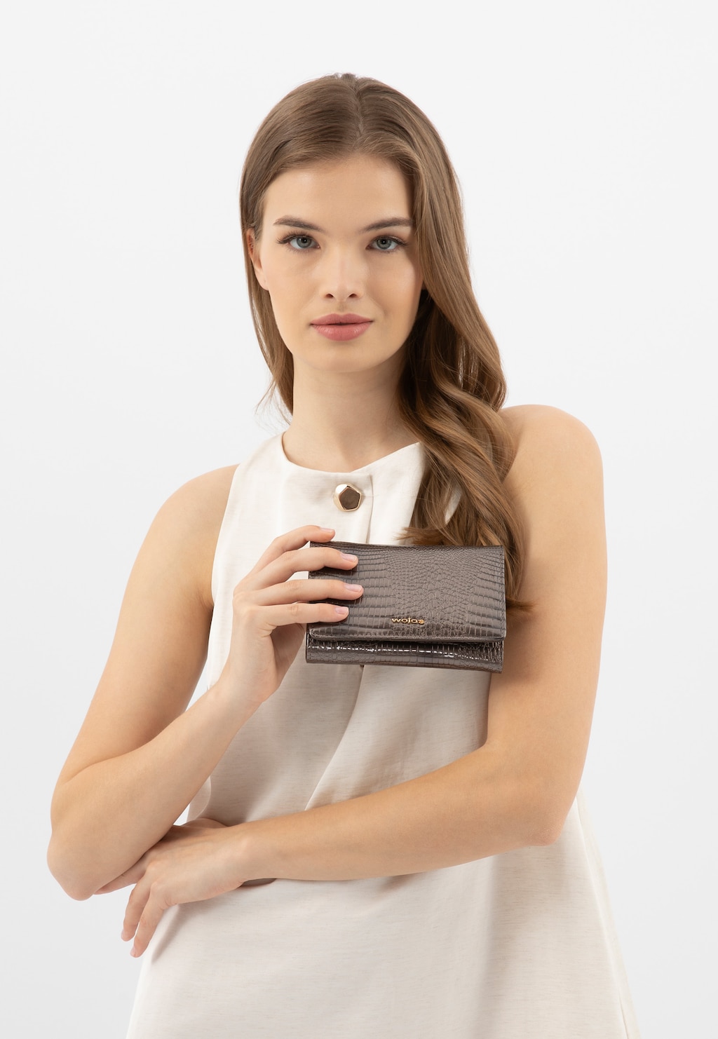 Beżowy portfel damski lakierowany 91059-34 Widok 1